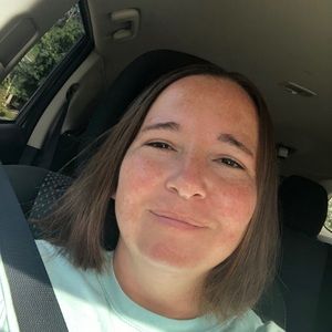 Meet your Posher, Angie